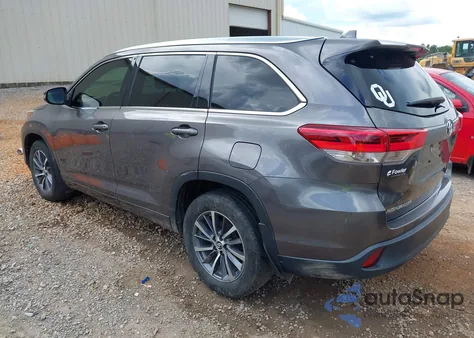 2017 Toyota Highlander Xle из США, поврежденный, VIN 5TDJZRFH9HS435958